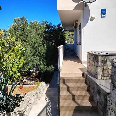 Barba Apartman